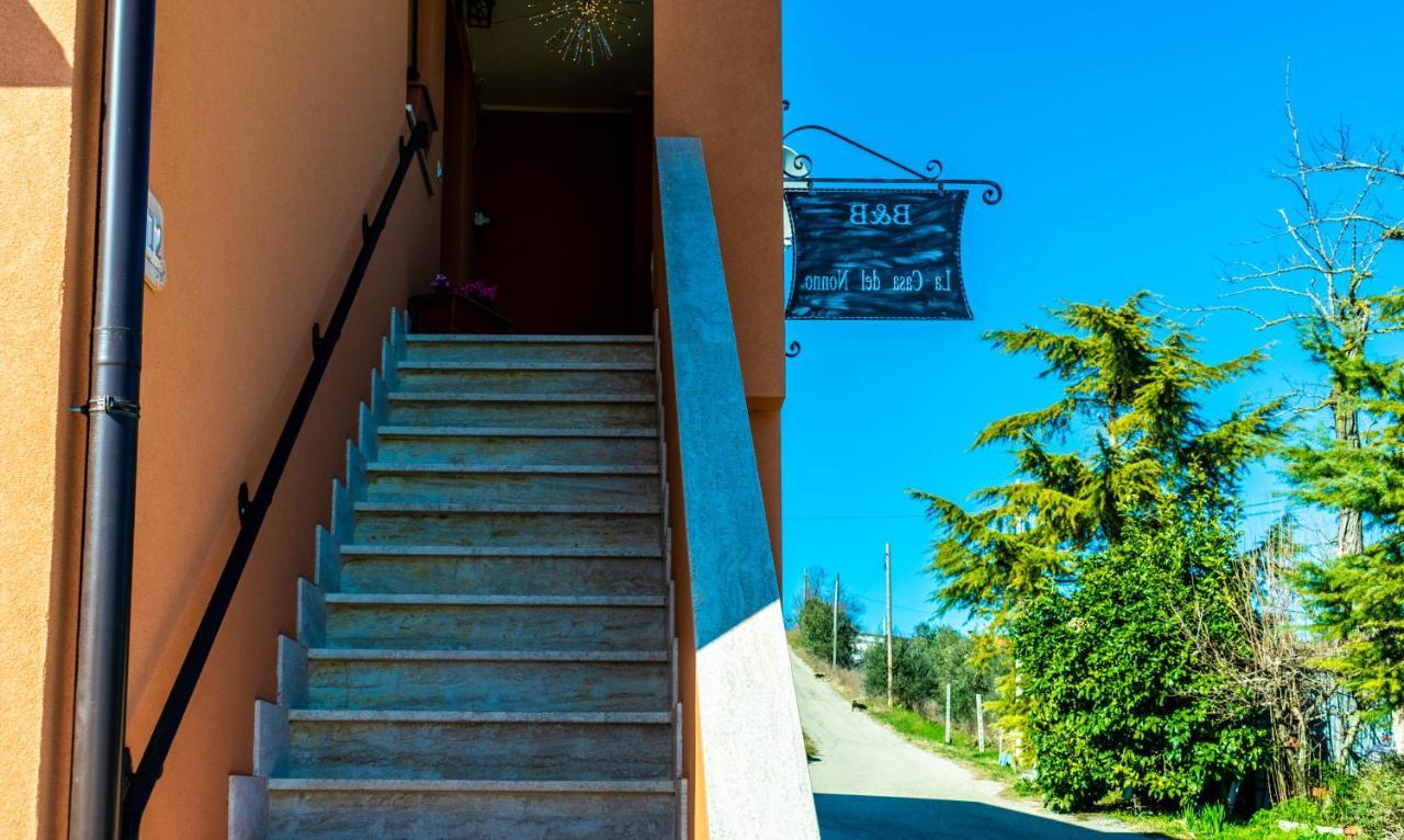 La Casa Del Nonno Acomodação com café da manhã Spoltore Exterior foto